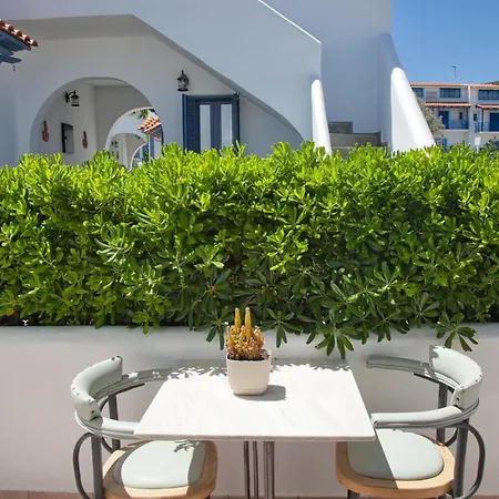 Aquarius Village Agistri Apartmanhotel Szkála
